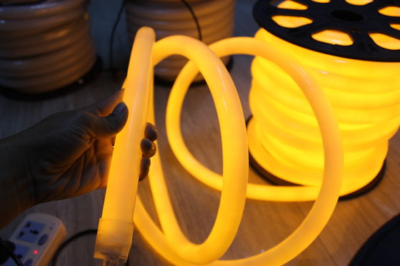 σύγχρονο 360 μοίρες στρογγυλό κίτρινο 220v νεόνιο flex φως 25mm ip67 για εξωτερικούς χώρους