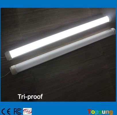 Πυροστασία ip65 4 ποδιών τριπλής ανθεκτικότητας LED φως tude φως με έγκριση CE ROHS SAA