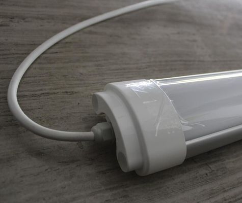 Ip65 5f 60w Σύνθετο αλουμινίου με κάλυψη PC αδιάβροχο τριπλό φως με καθοδήγηση για γραφεία